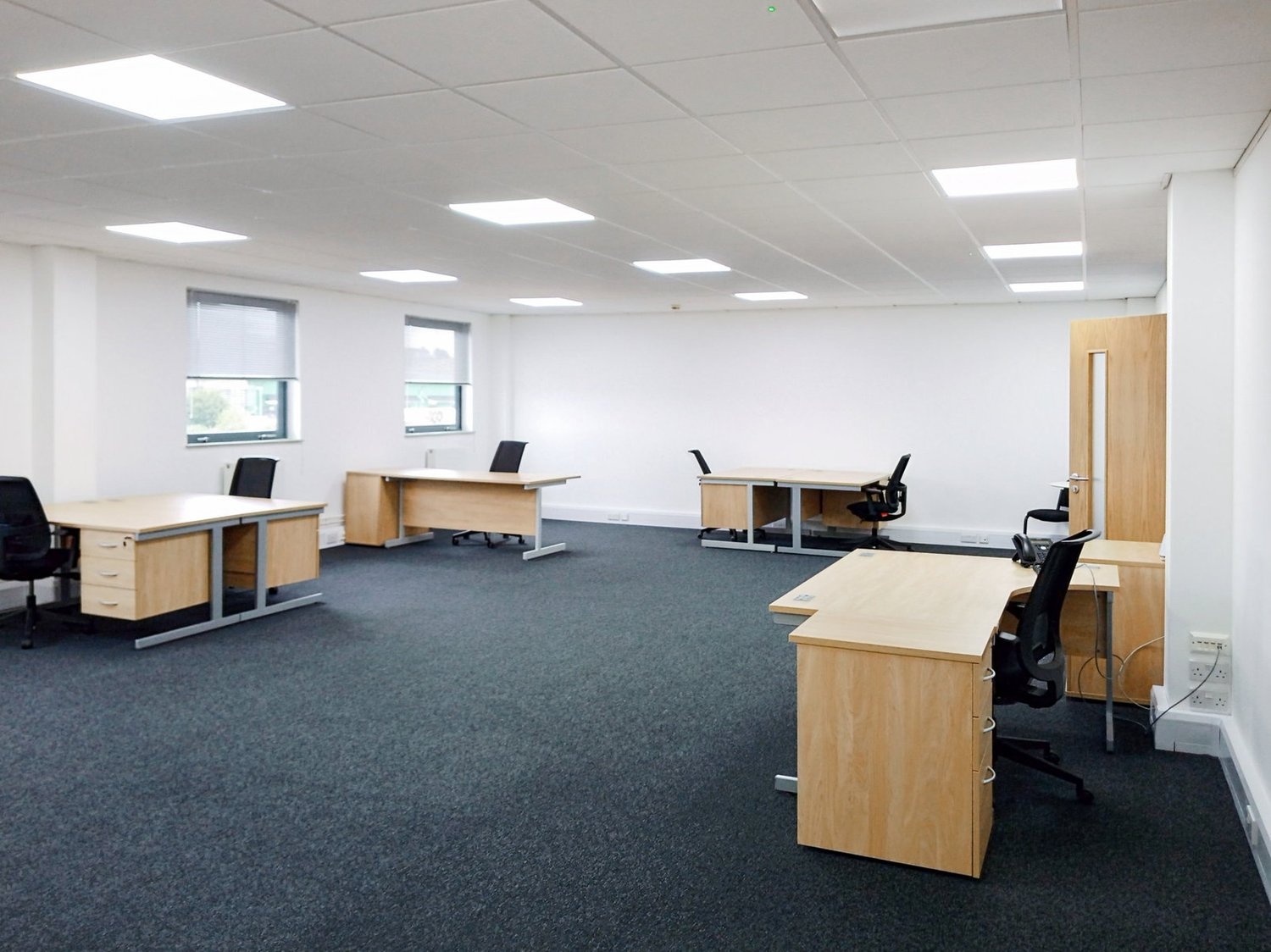 Office, photo 1 of 8