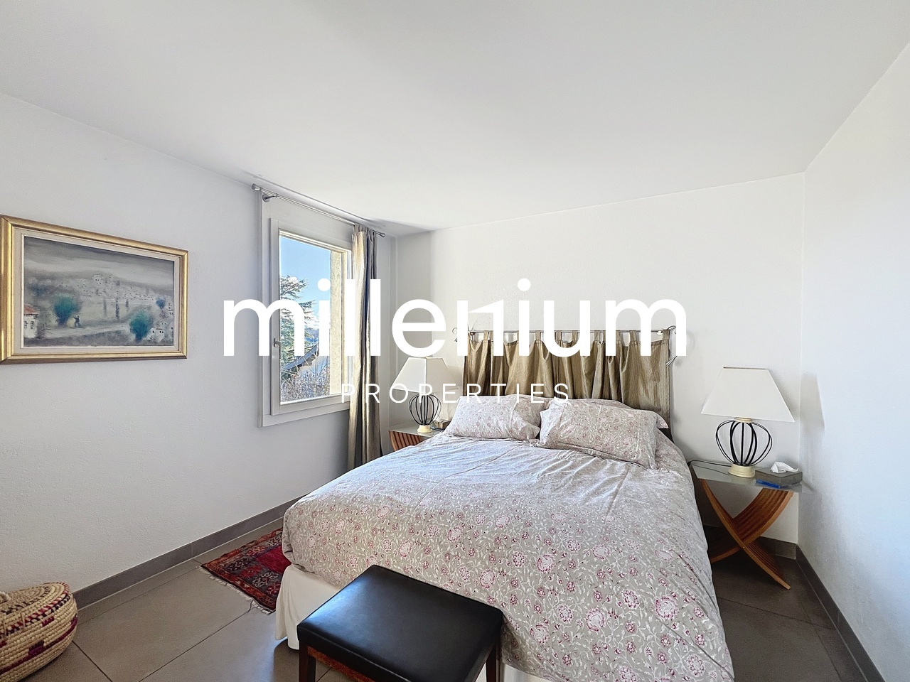 6 rooms furnished flat