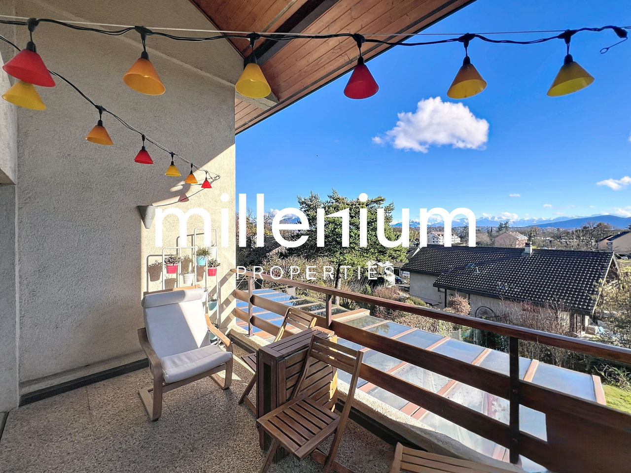 6 rooms furnished flat