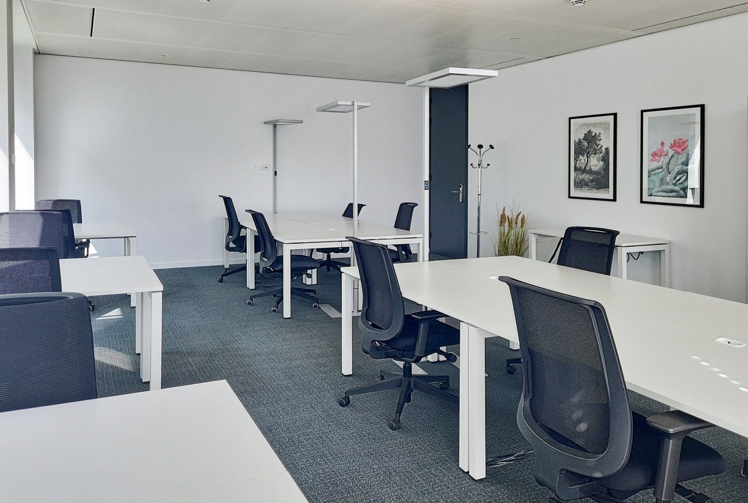 Office, photo 9 of 9