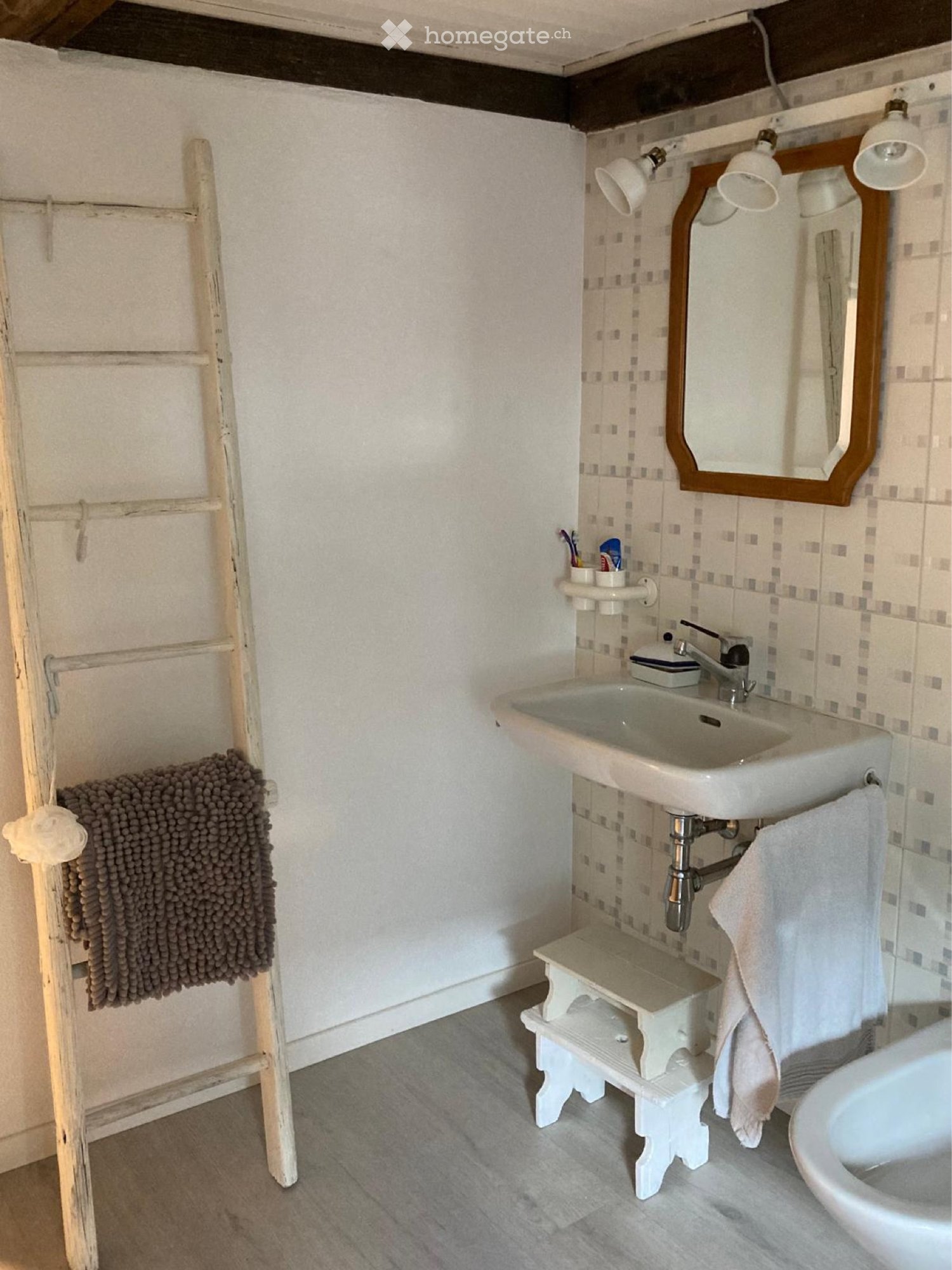 6 rooms single house