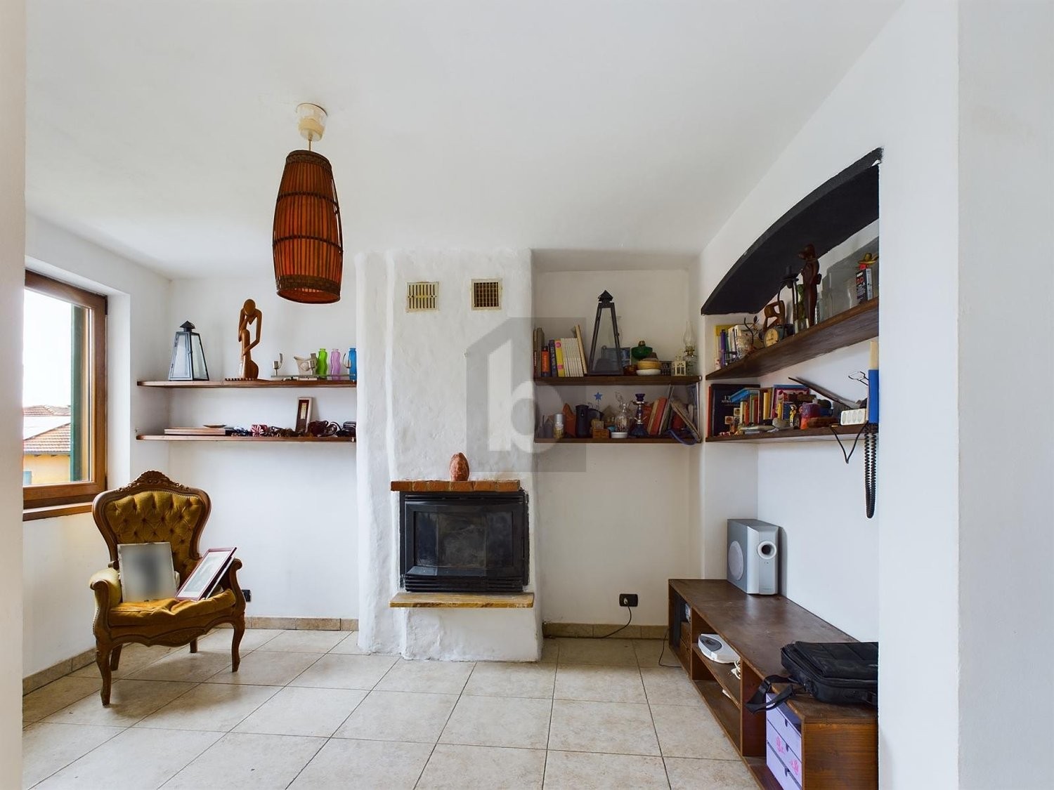 11 rooms multi family house, photo 2 of 4