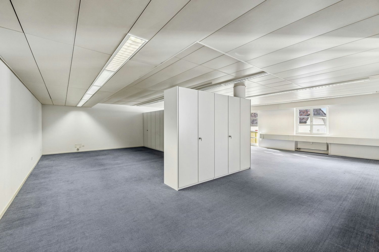 211m² office, photo 6 of 10