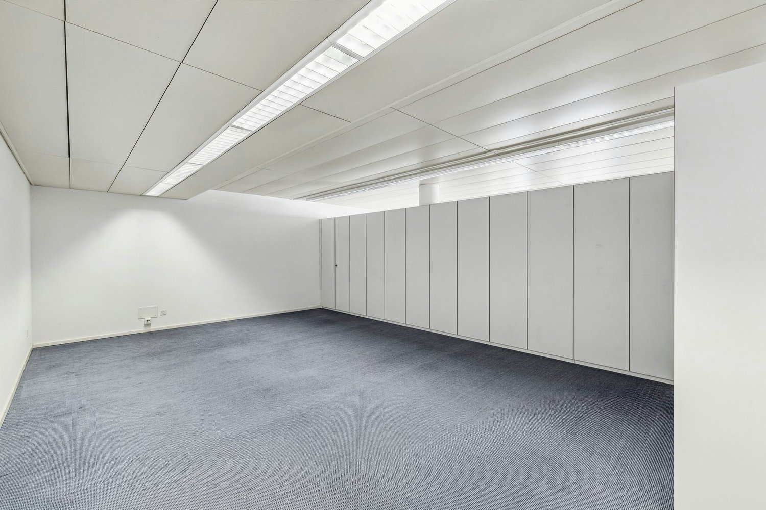 211m² office, photo 7 of 10