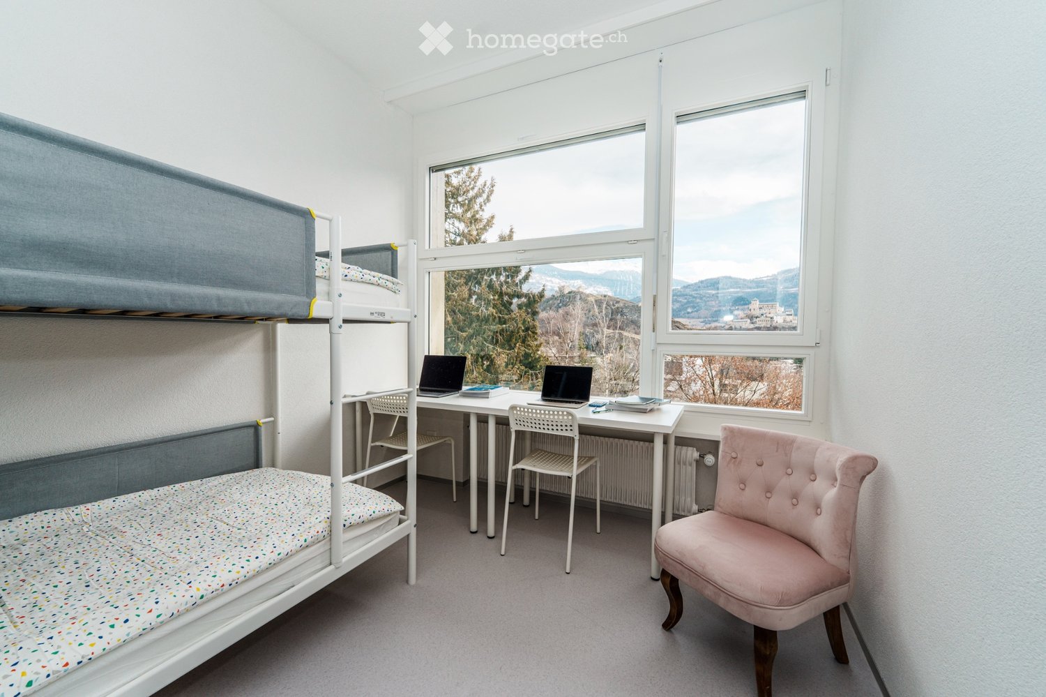 1 room apartment, photo 1 of 3