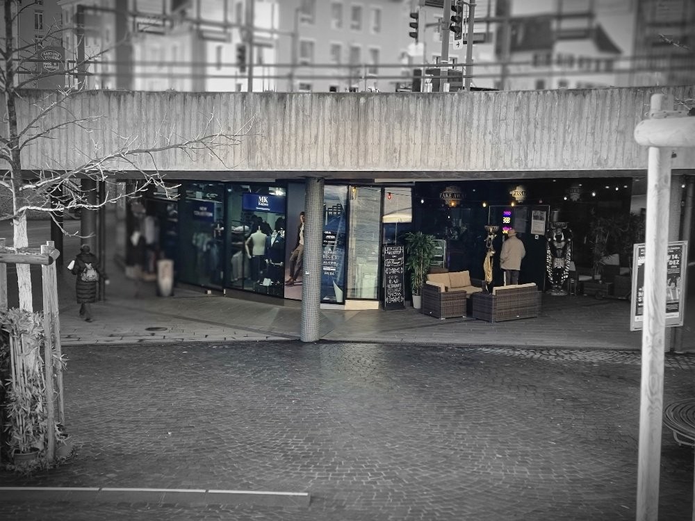 82m² commercial