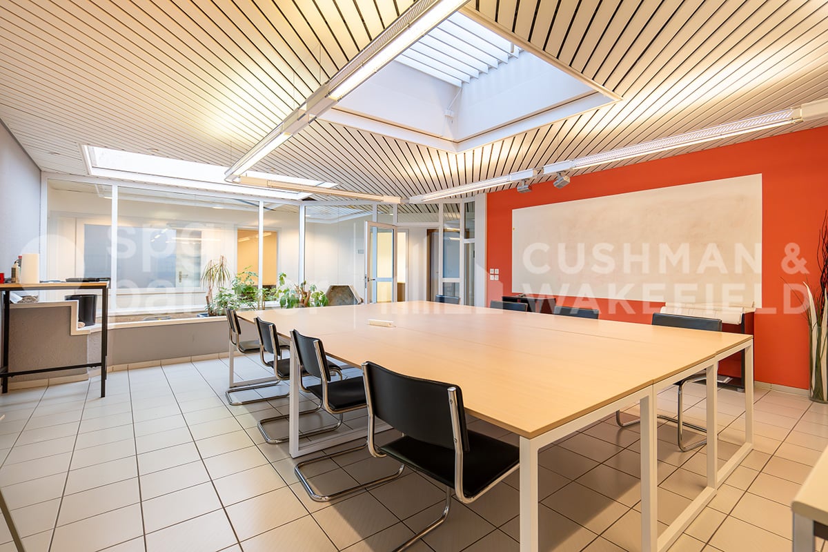 507m² office, photo 6 of 10