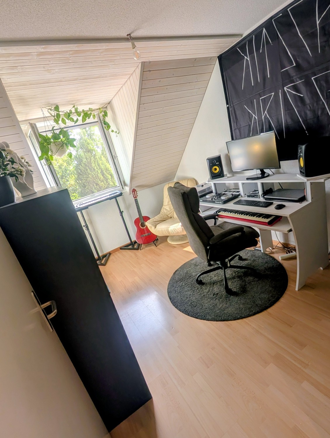 5 rooms apartment