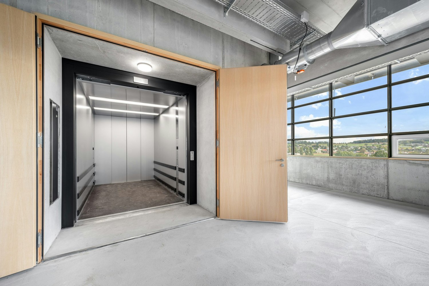 1200m² commercial, photo 5 of 10