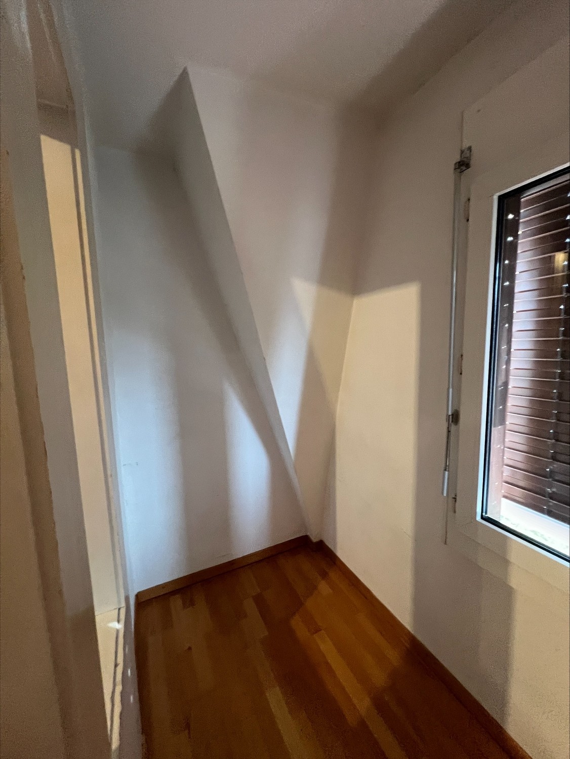 4 rooms apartment, photo 8 of 10