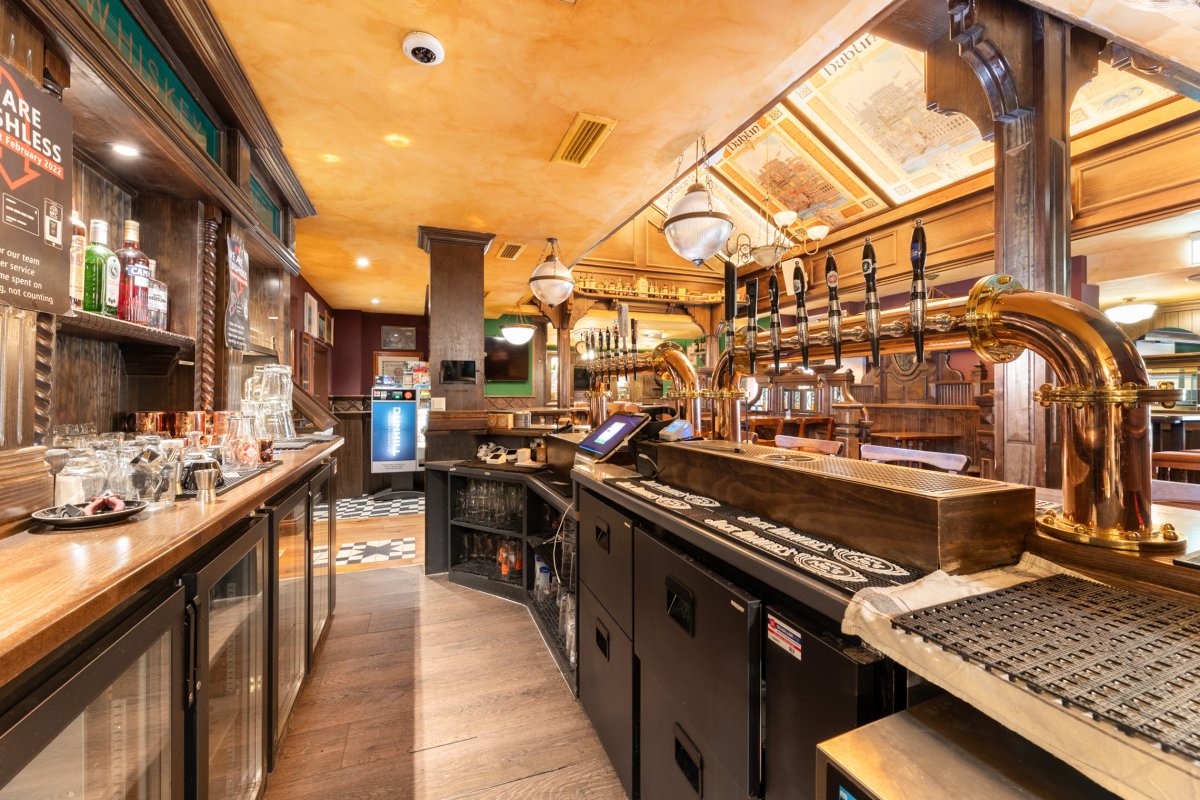 400m² restaurant
Irish Pub for lease
In Basel in a prime location.
For more information please contact us via email., photo 4 of 8