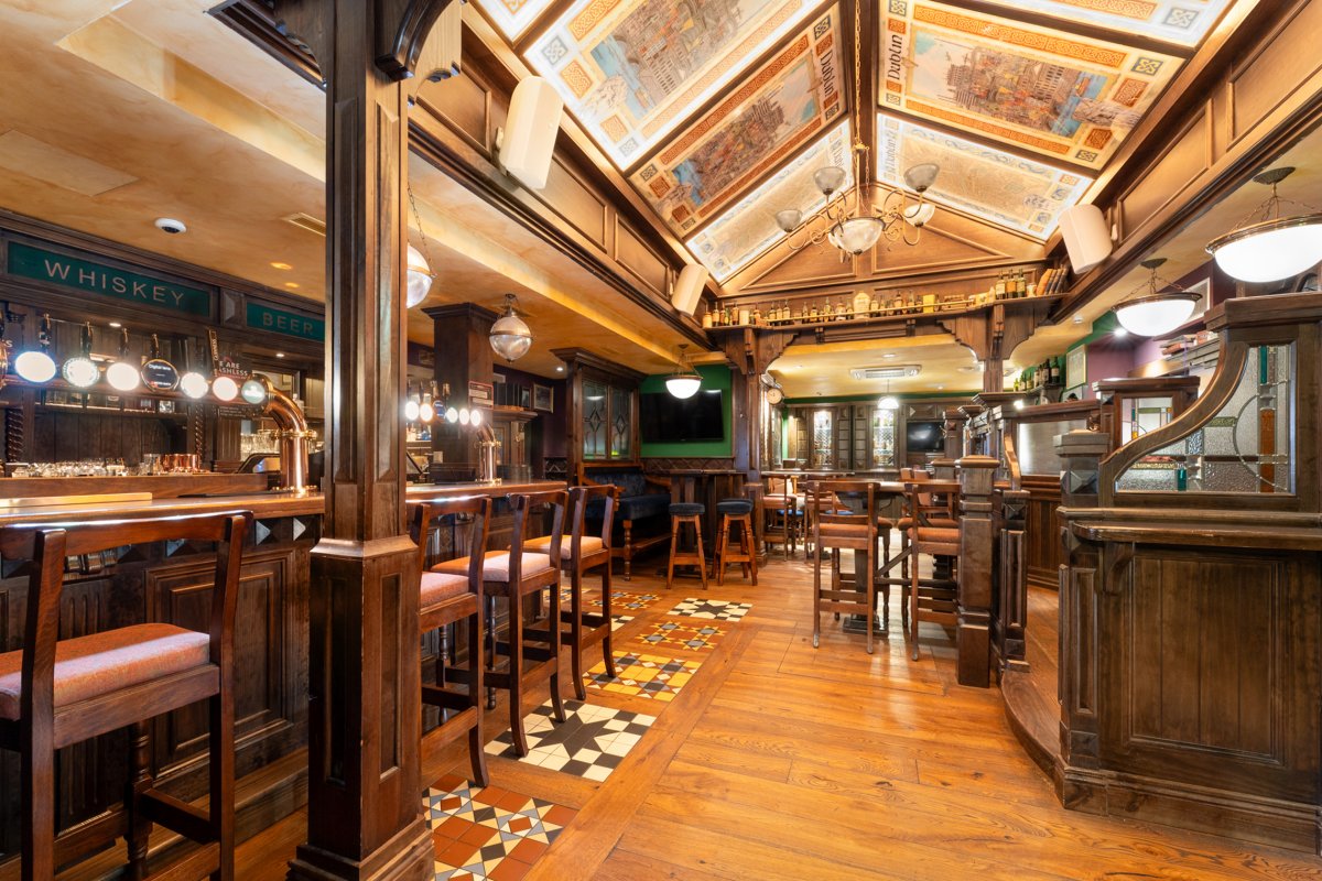 400m² restaurant
Irish Pub for lease
In Basel in a prime location.
For more information please contact us via email., photo 1 of 8