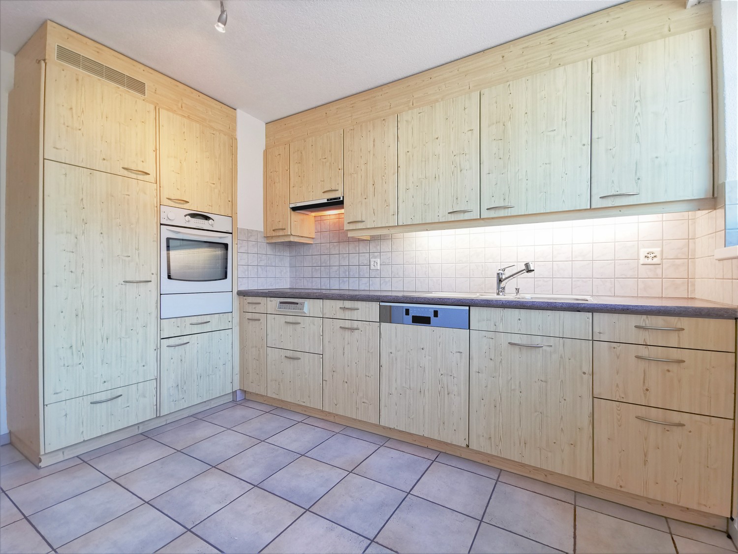 3 ½ rooms apartment, photo 8 of 10