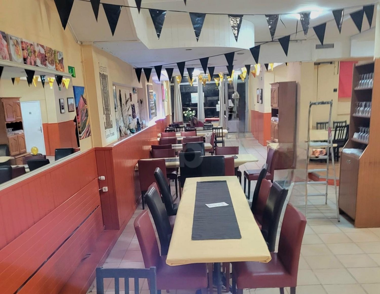 Restaurant, photo 1 of 4