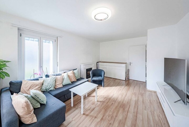 Maison de rapport, photo 1 sur 8
