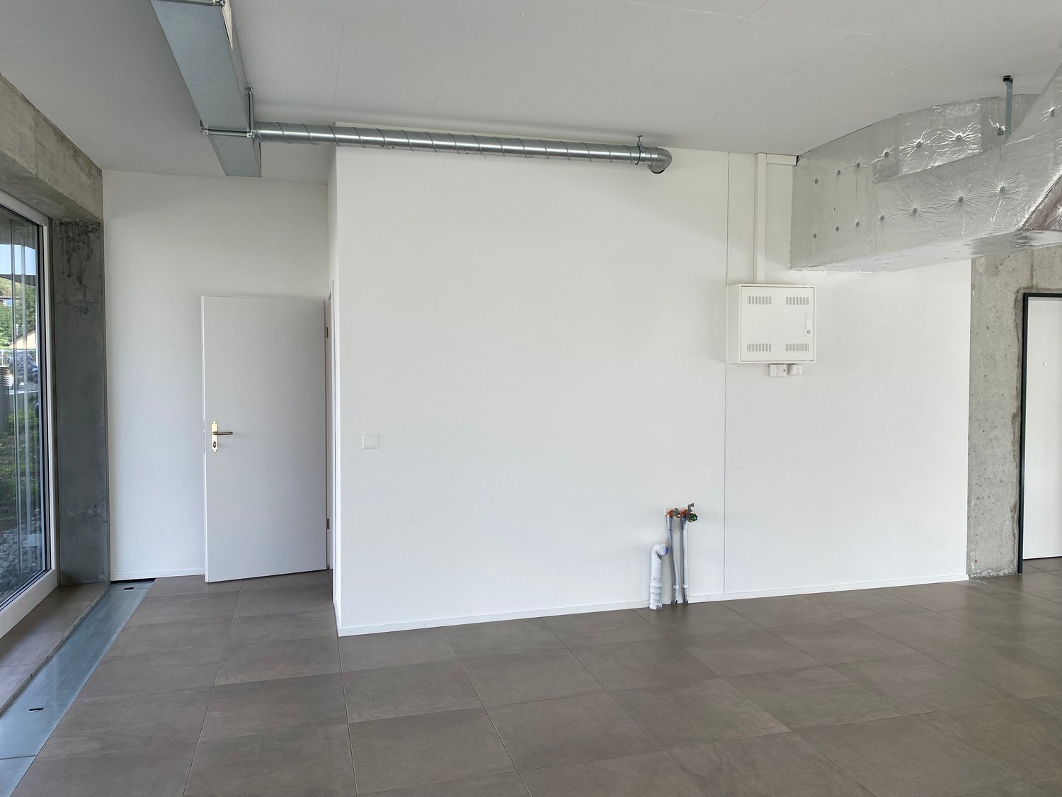 213m² commercial