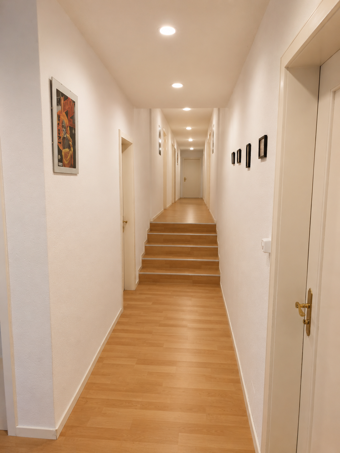 6 ½ rooms apartment, photo 1 of 10