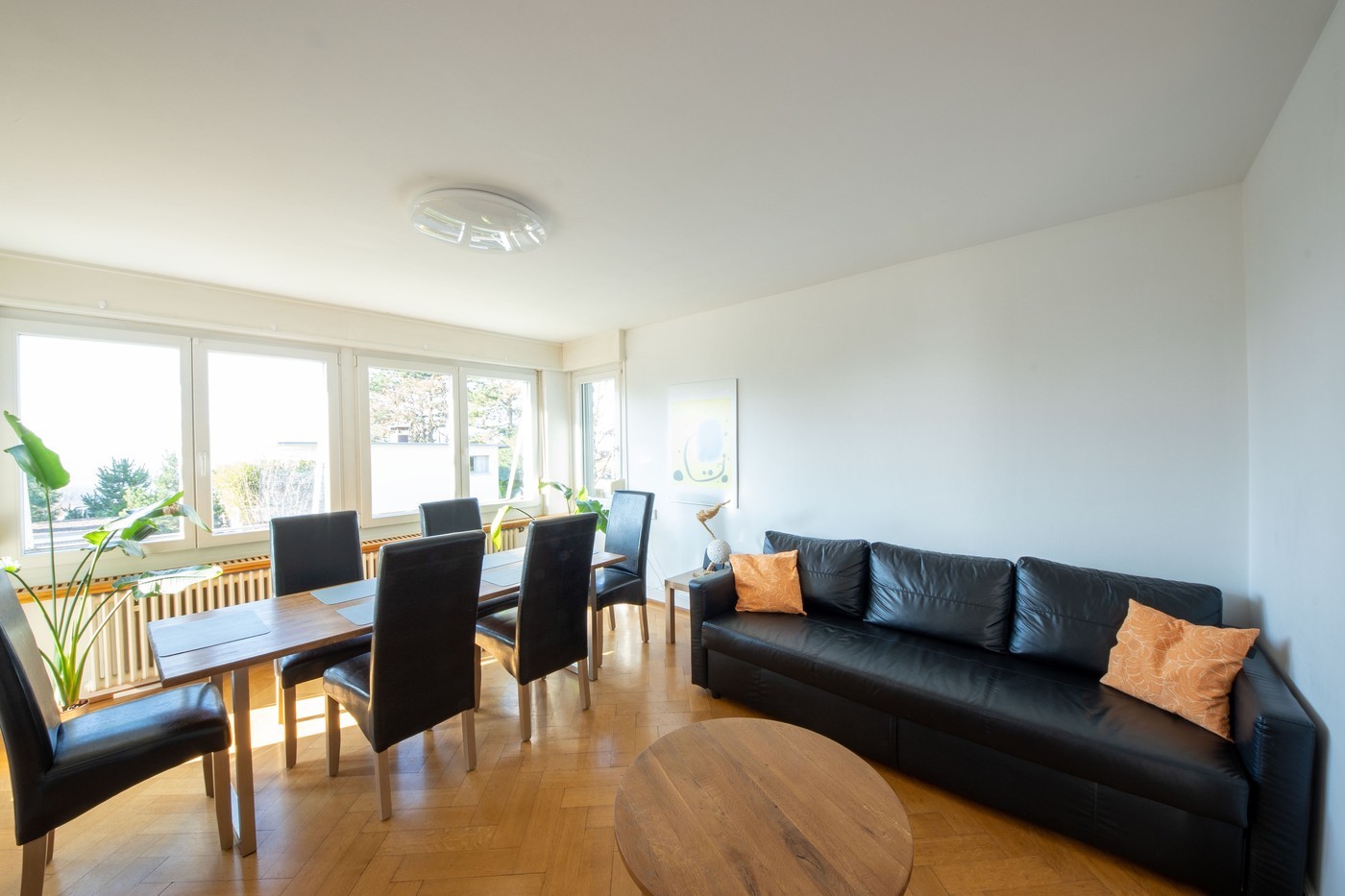 4 rooms apartment, photo 1 of 10