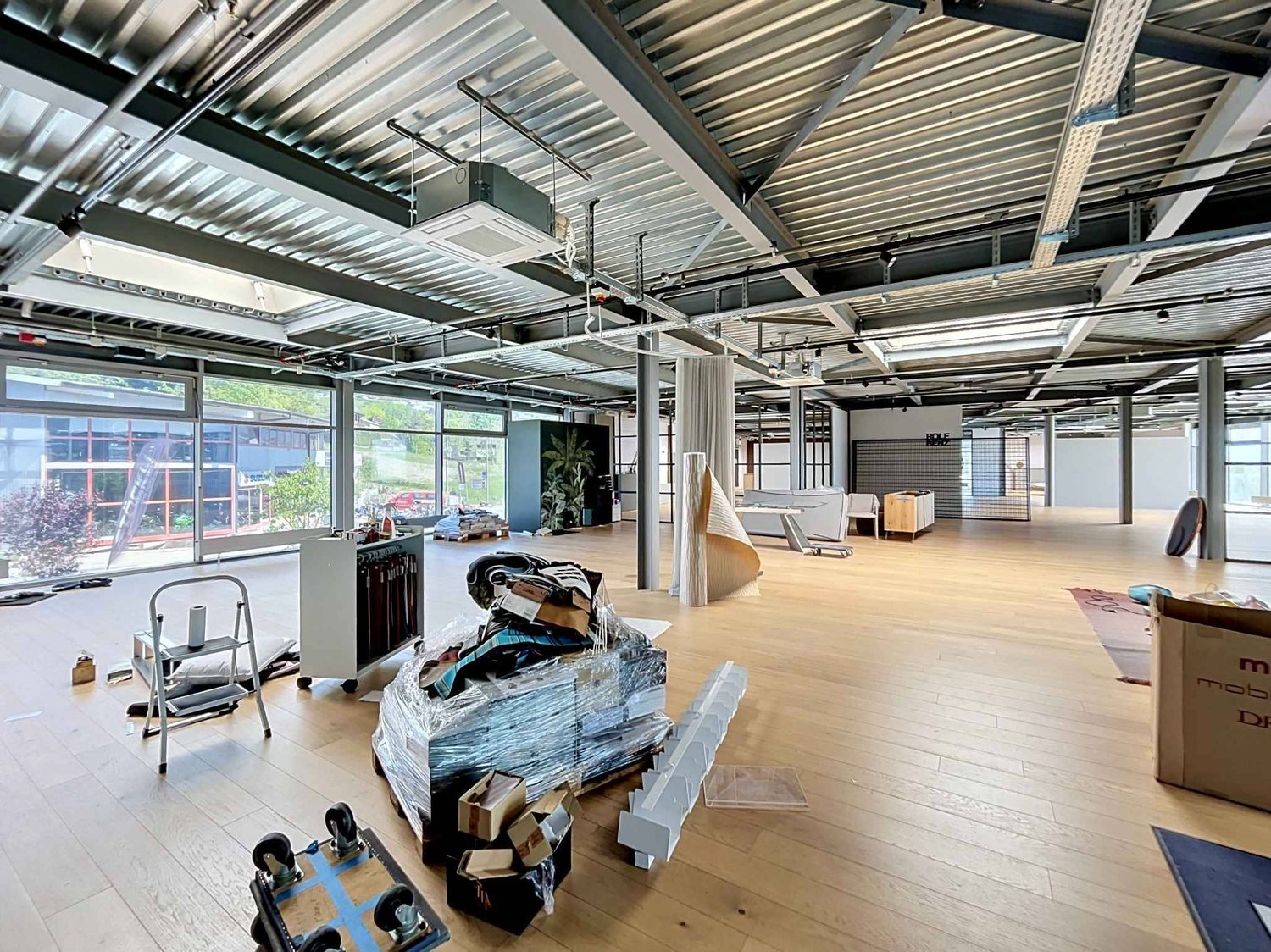 765m² commercial, photo 6 of 10