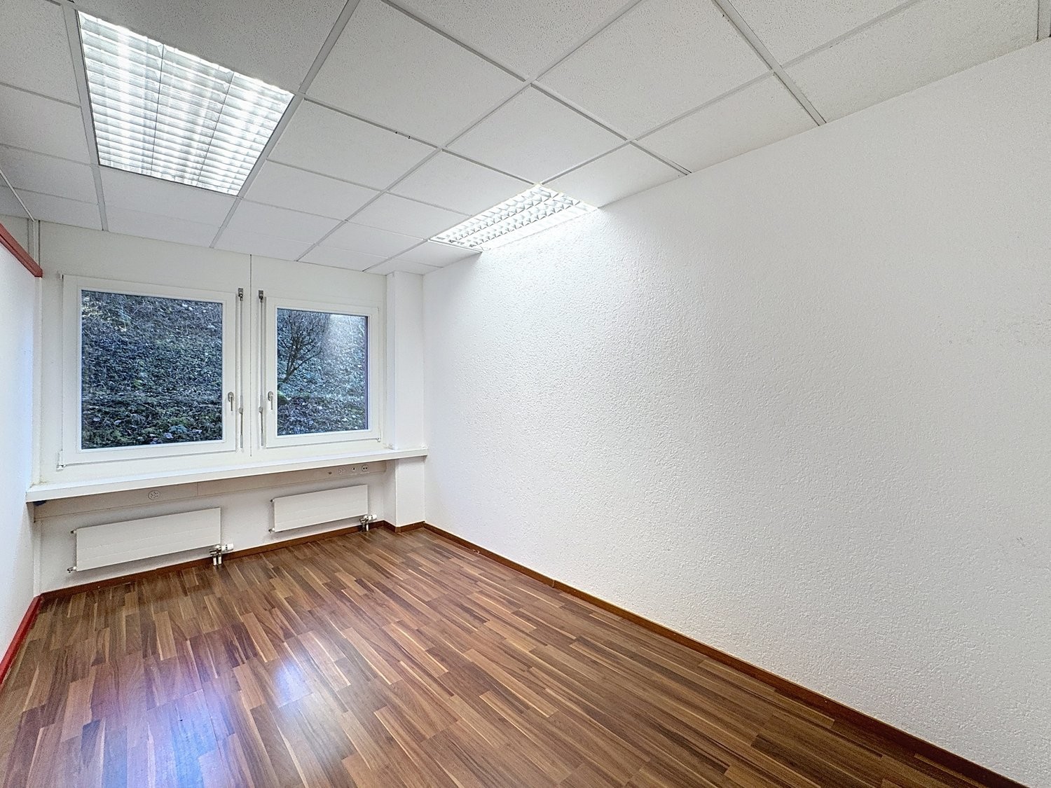 negozio di 145m²
