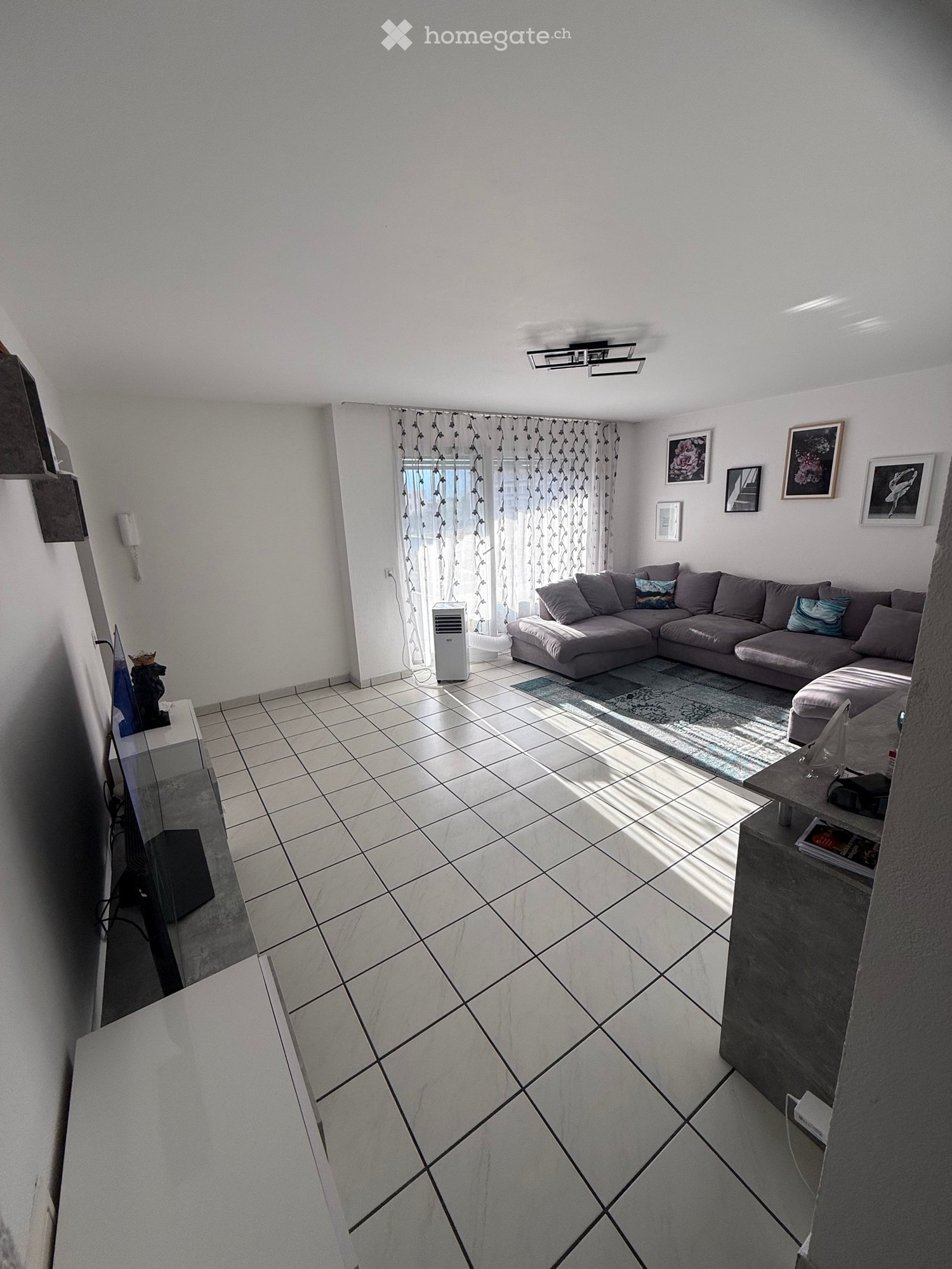 4 rooms apartment, photo 2 of 4