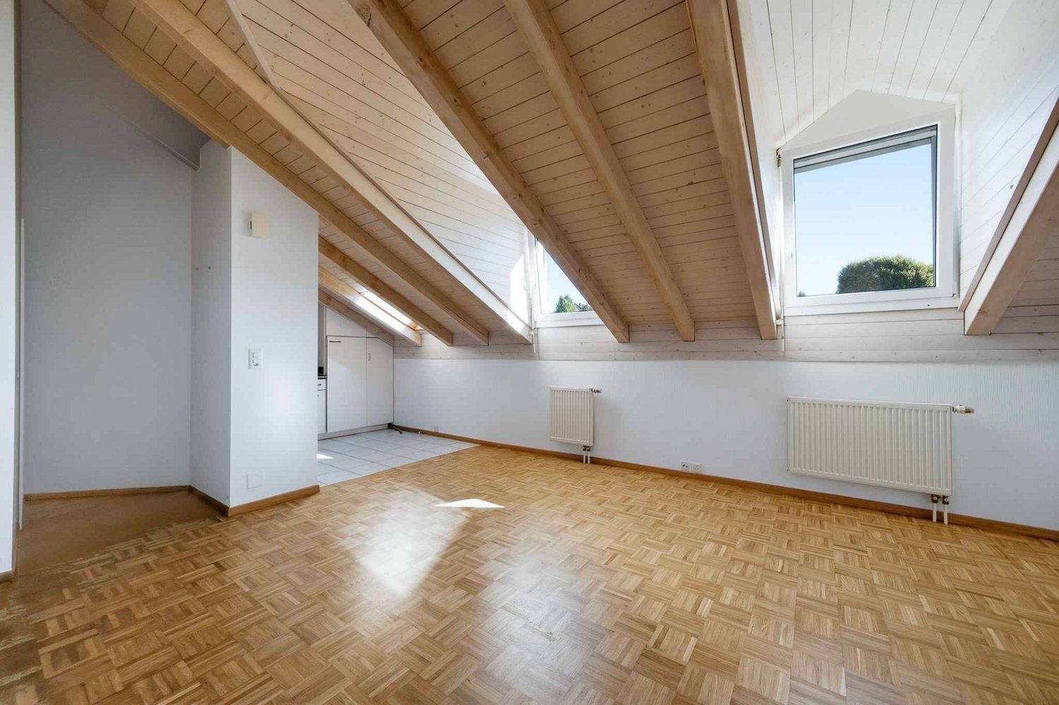 2 rooms apartment, photo 1 of 10