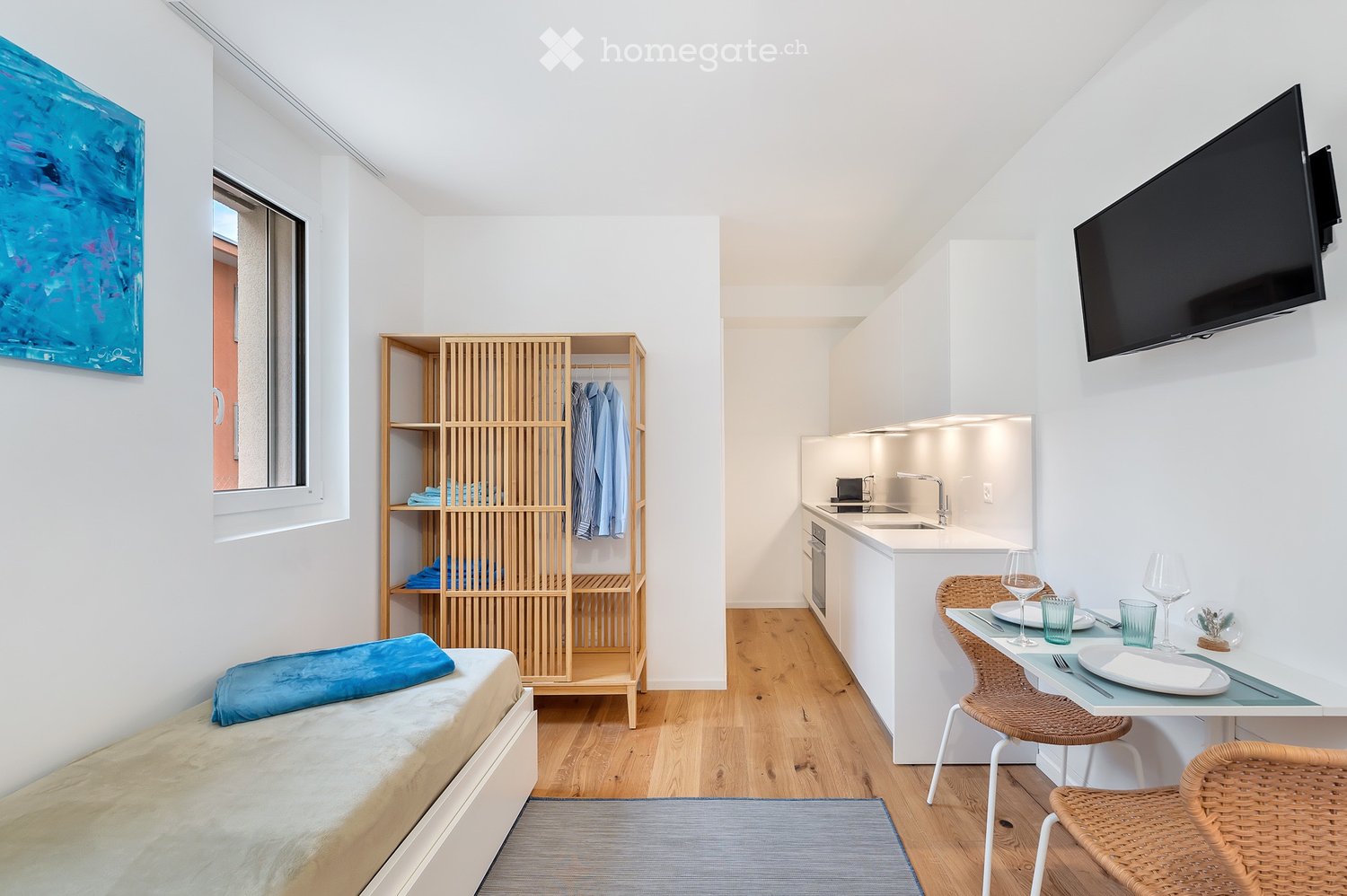 1 room apartment, photo 1 of 2