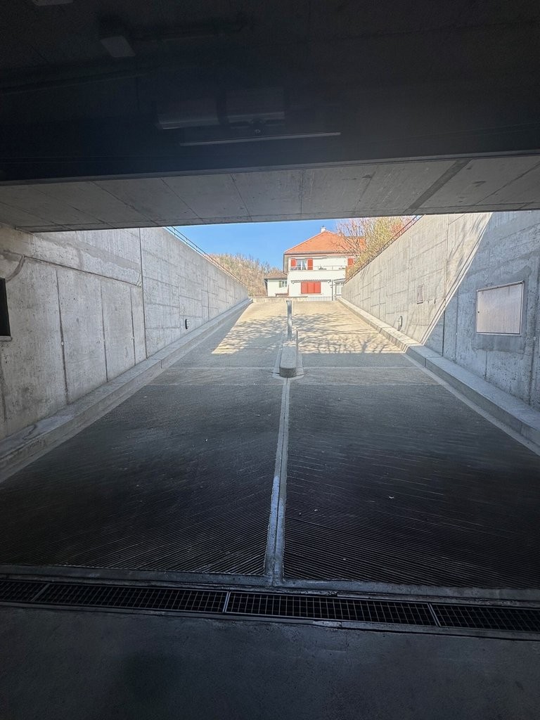 Underground slot, photo 4 of 4
