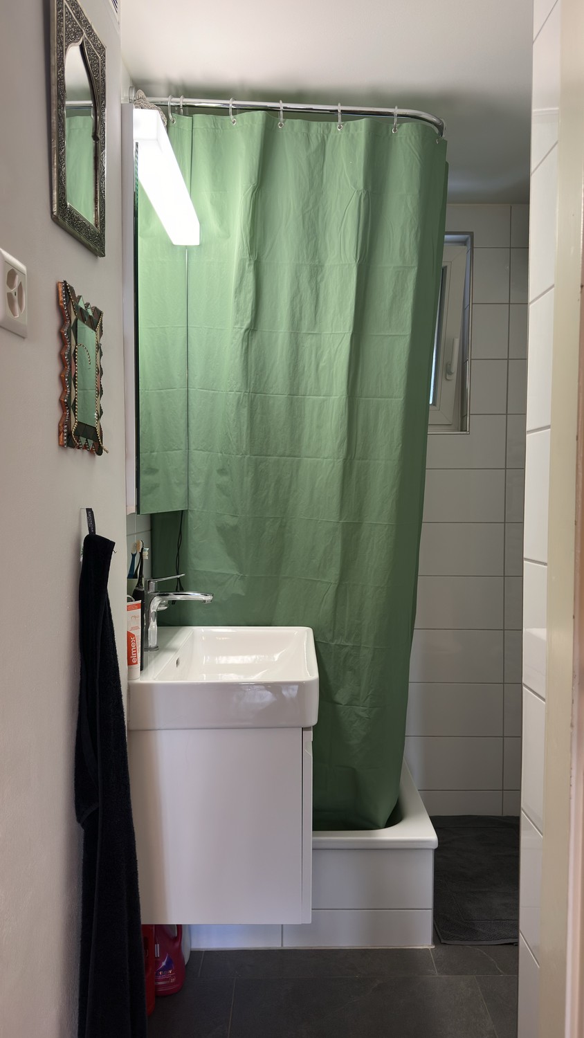 Camera in appartamento condiviso, foto 8 di 9