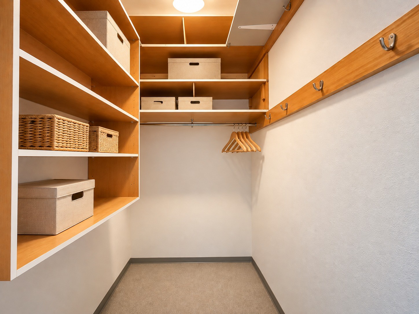 Möblierte 3 ½ Zimmer Wohnung