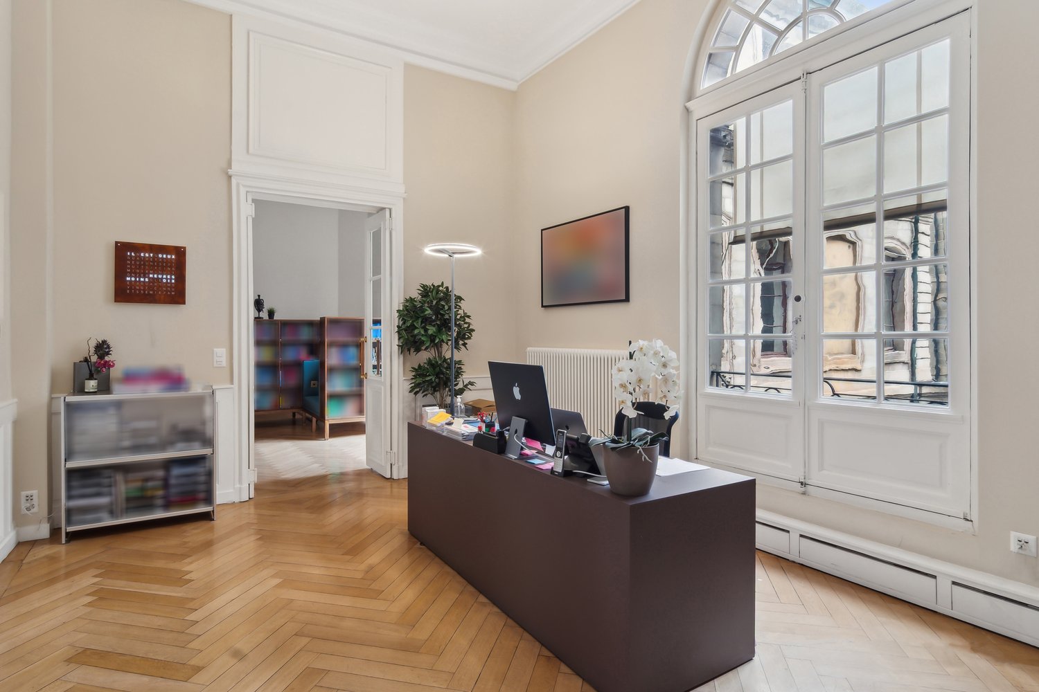 370m² office, photo 3 of 10