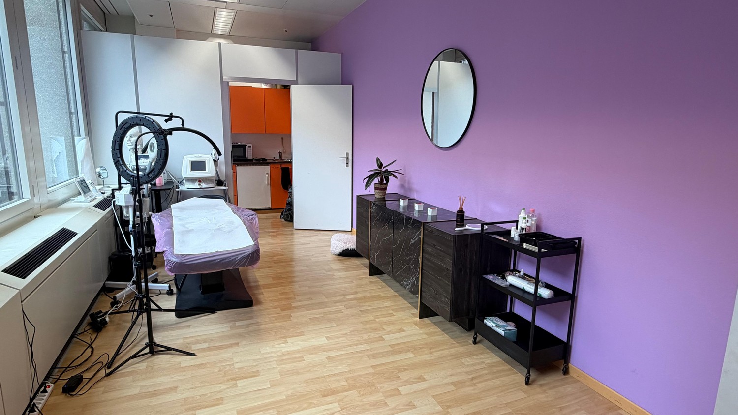 85m² commerciale