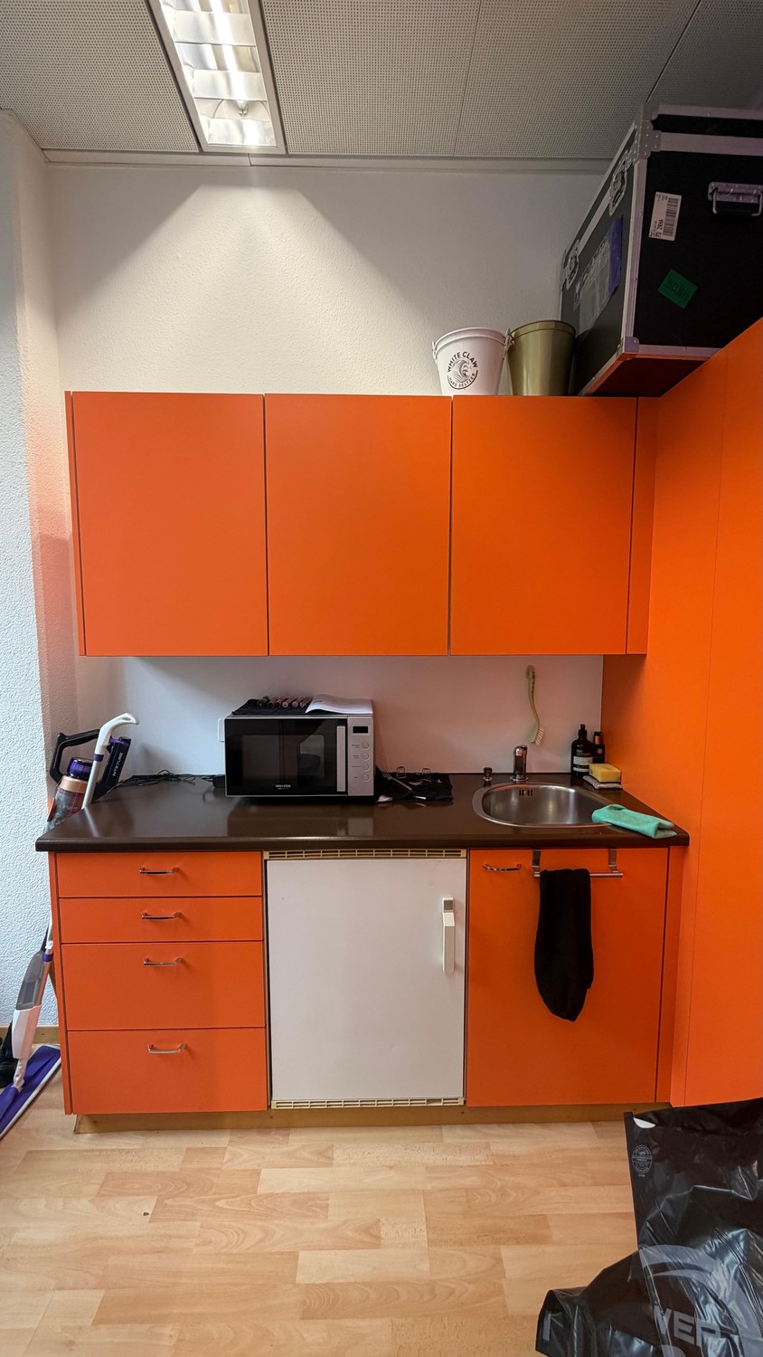 85m² commerciale