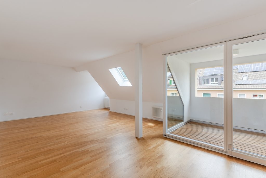 3 rooms roof flat