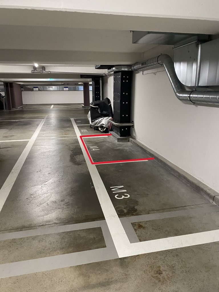 Parking pour vélo couvert, photo 2 sur 2