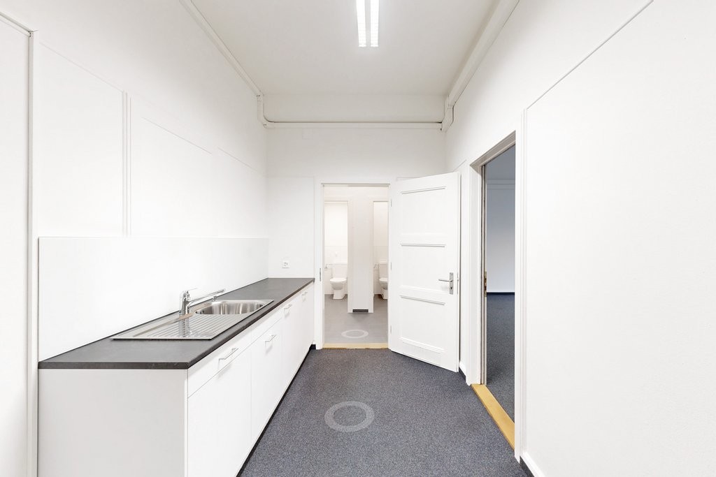 149m² office, photo 7 of 10