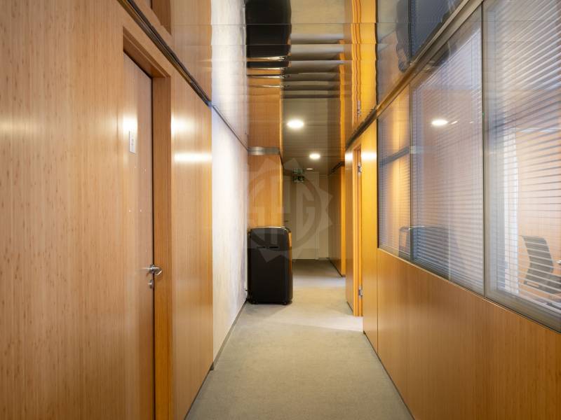 150m² office, photo 7 of 10