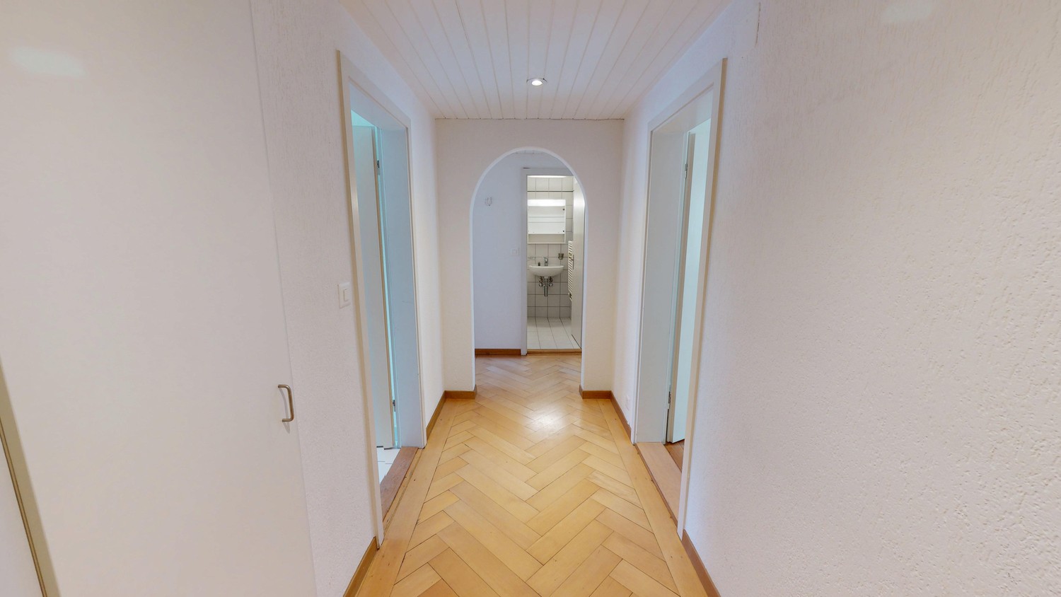3 rooms apartment, photo 3 of 9