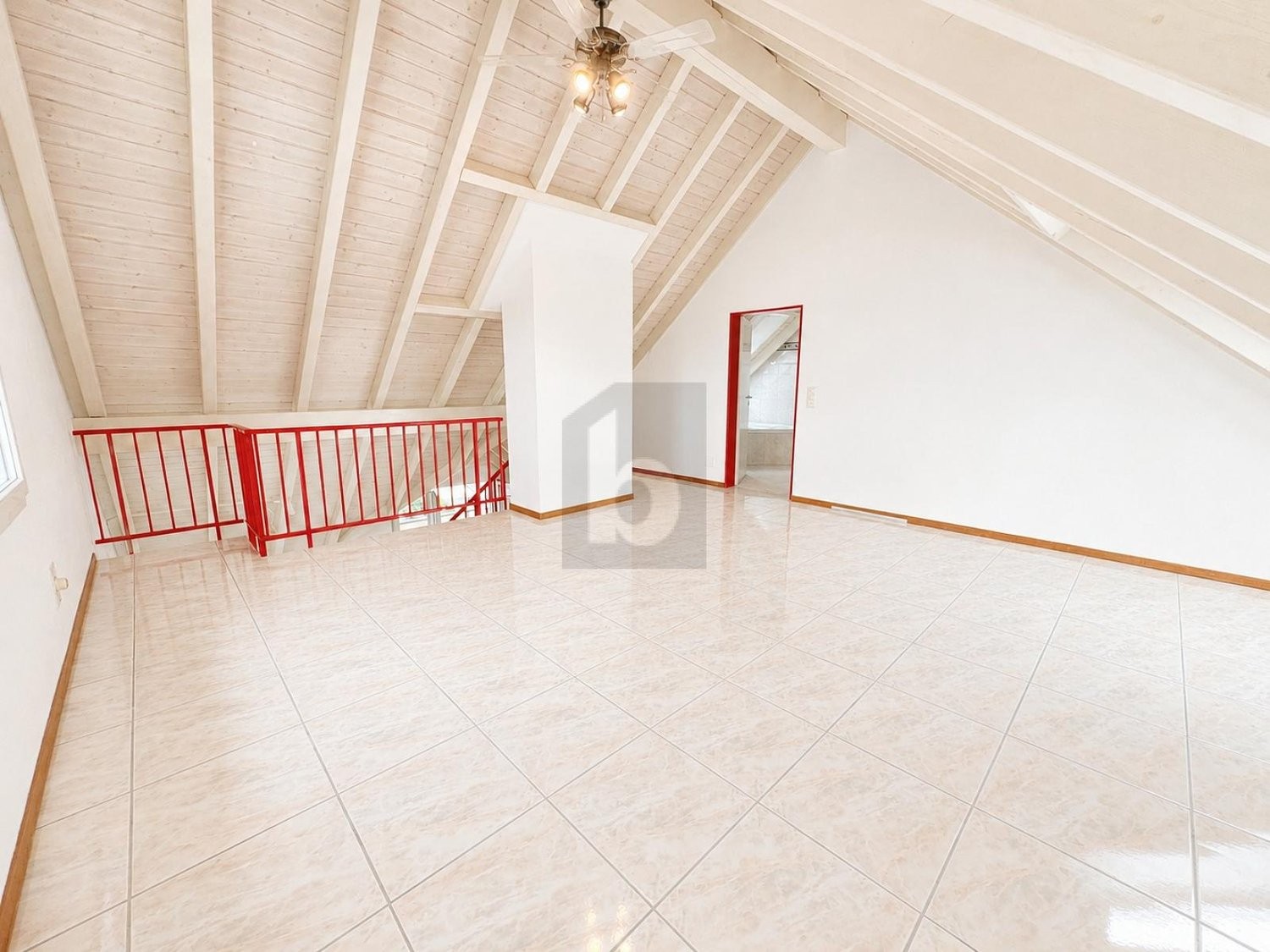 5 rooms duplex, photo 4 of 4