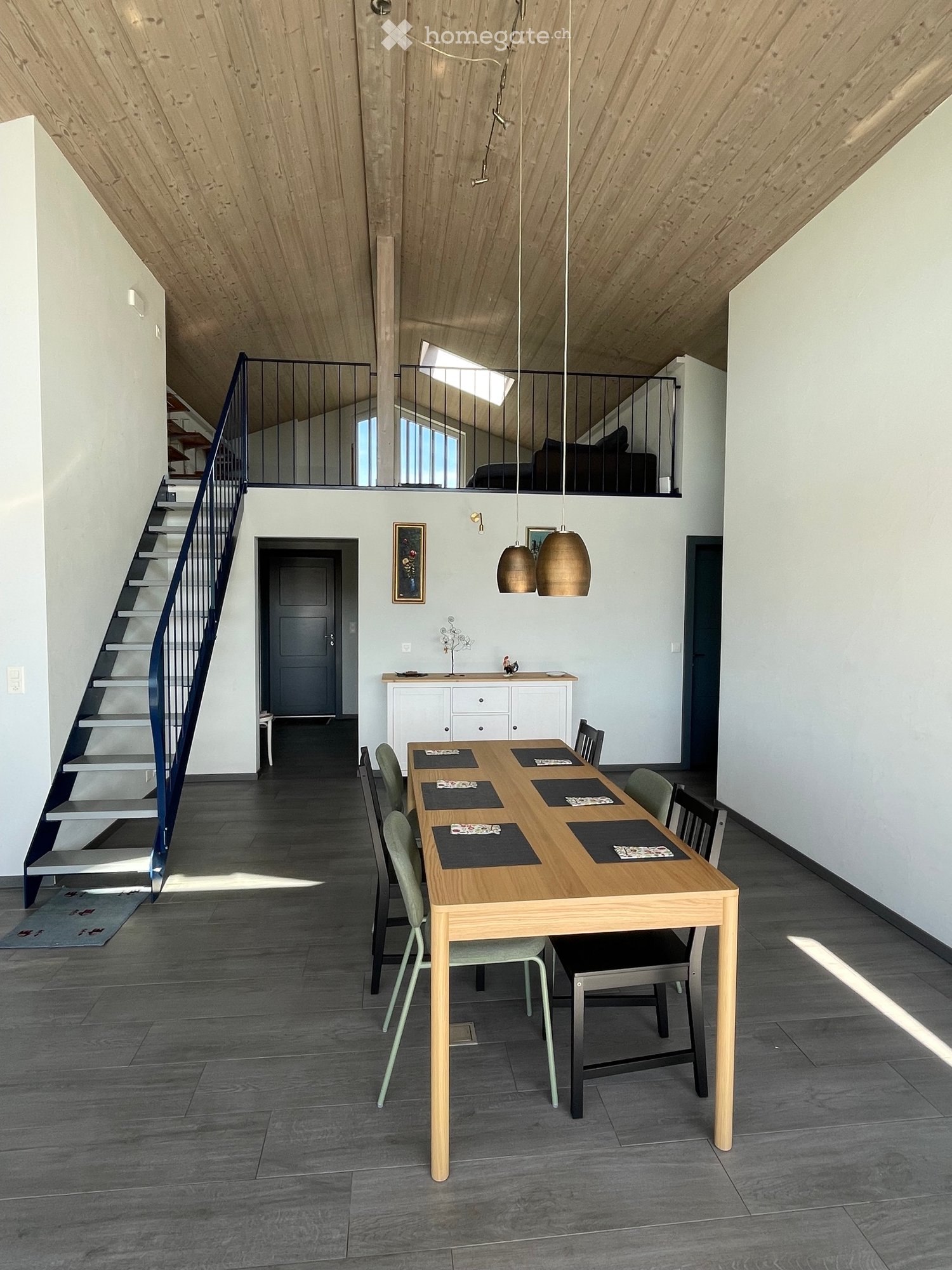 5 rooms apartment, photo 2 of 5
