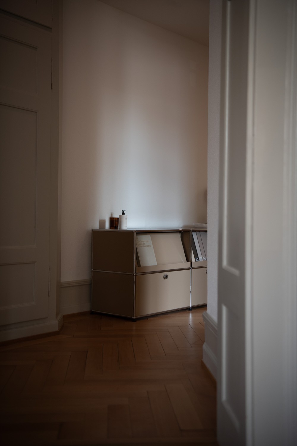Office, photo 4 of 10