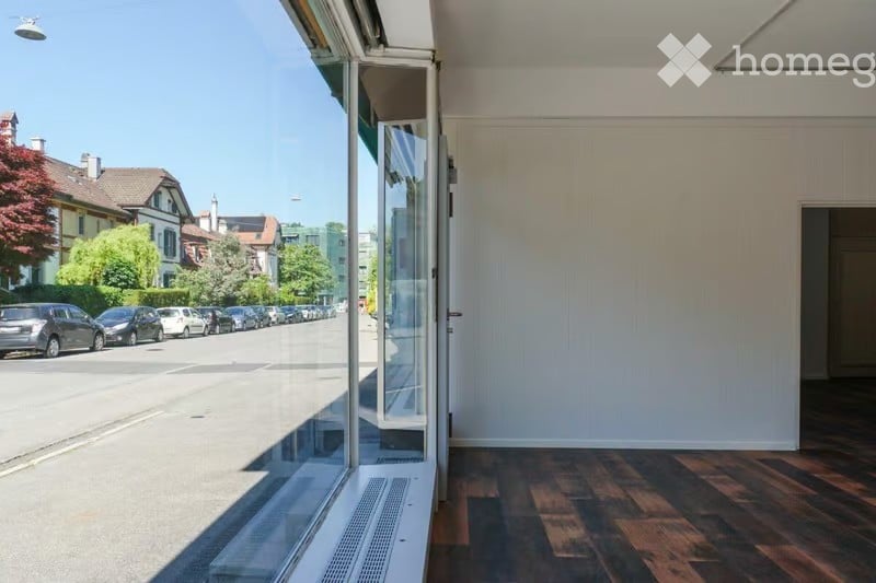 92m² commerciale