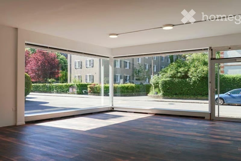 92m² commerciale