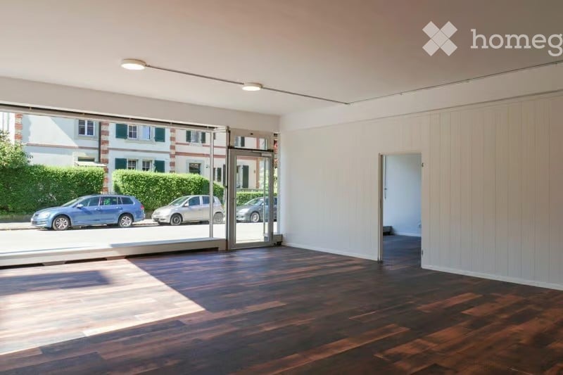 92m² commerciale