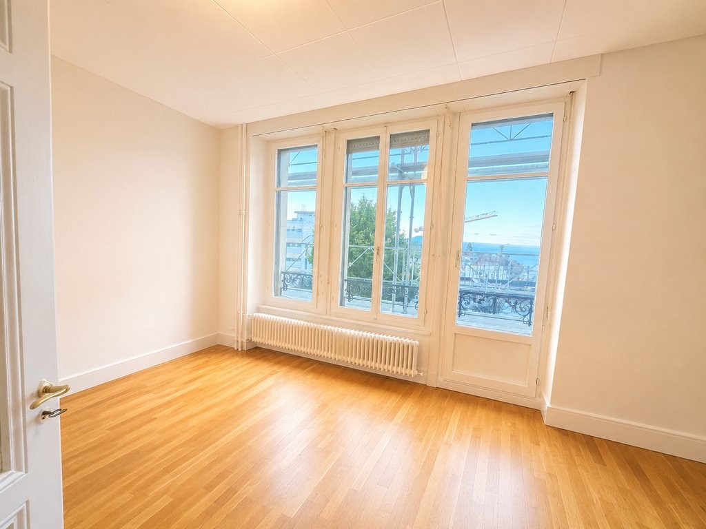 4 rooms apartment, photo 3 of 7