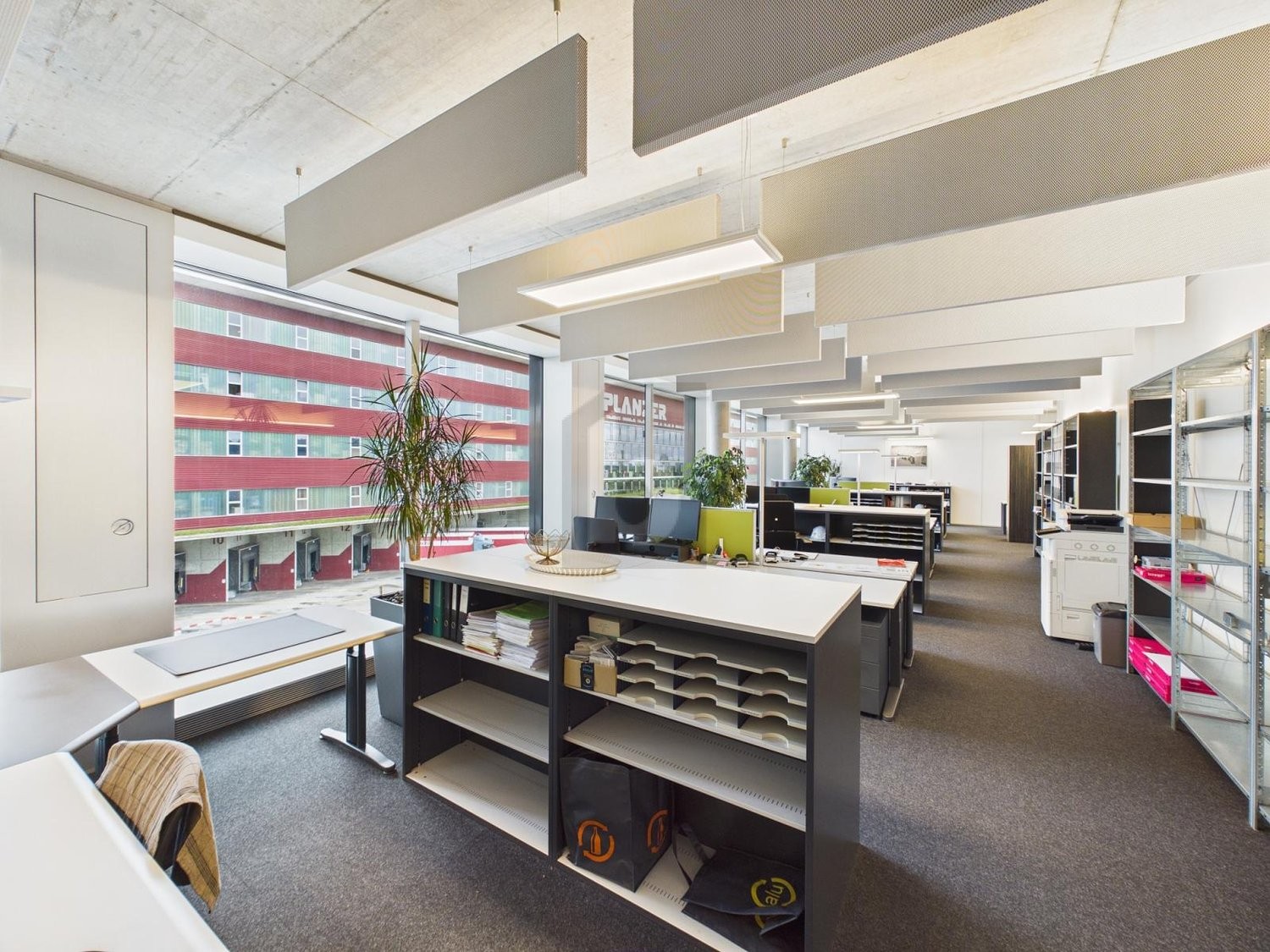 112m² office, photo 3 of 4