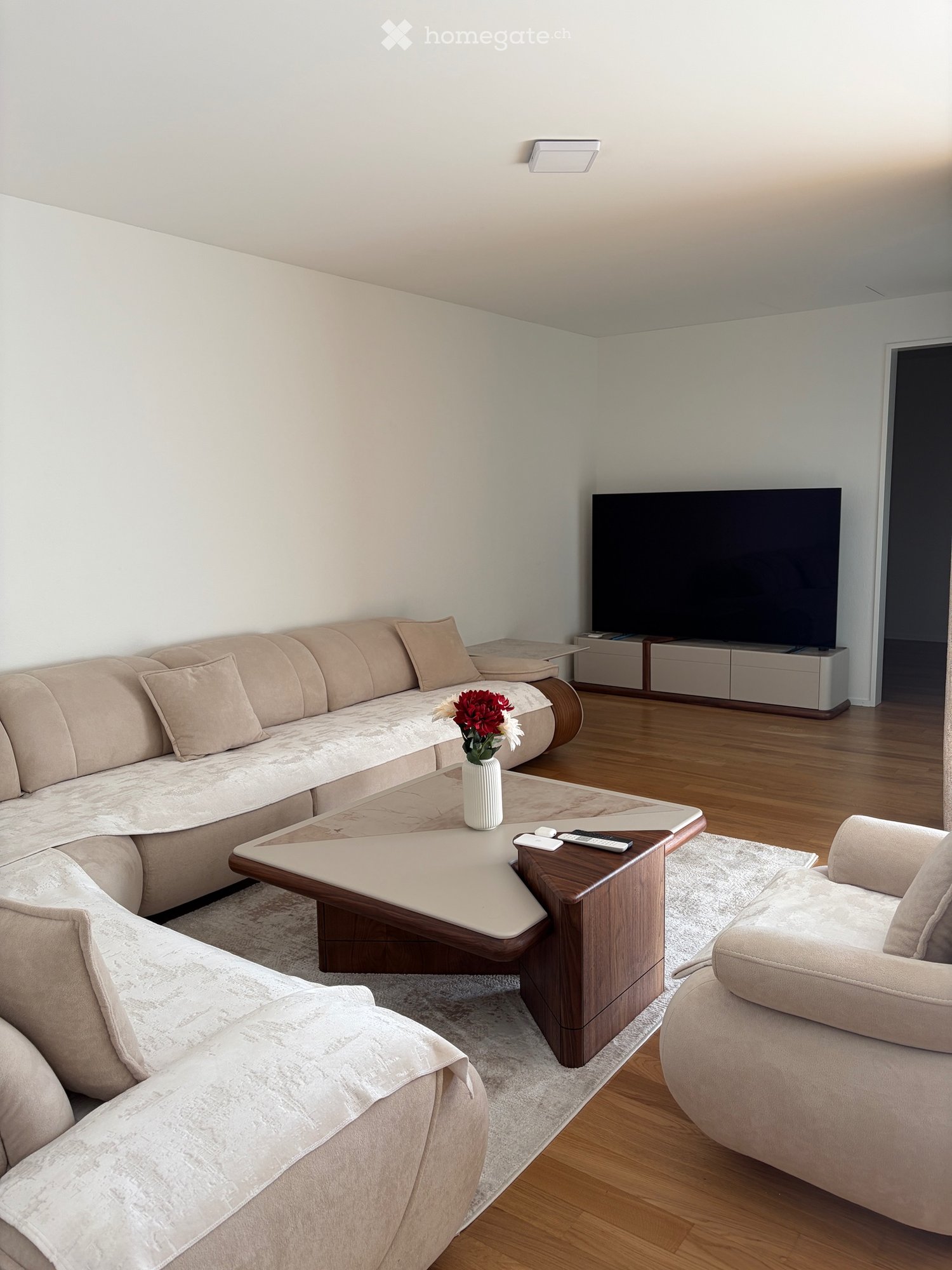 4 rooms apartment, photo 1 of 5