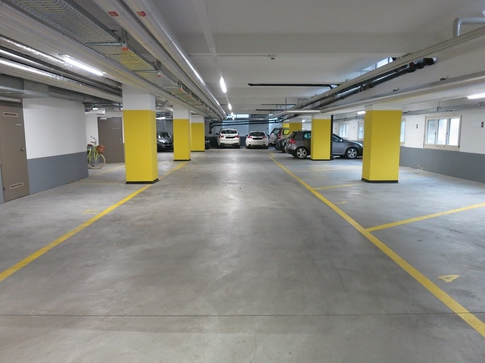 Underground slot, photo 1 of 2