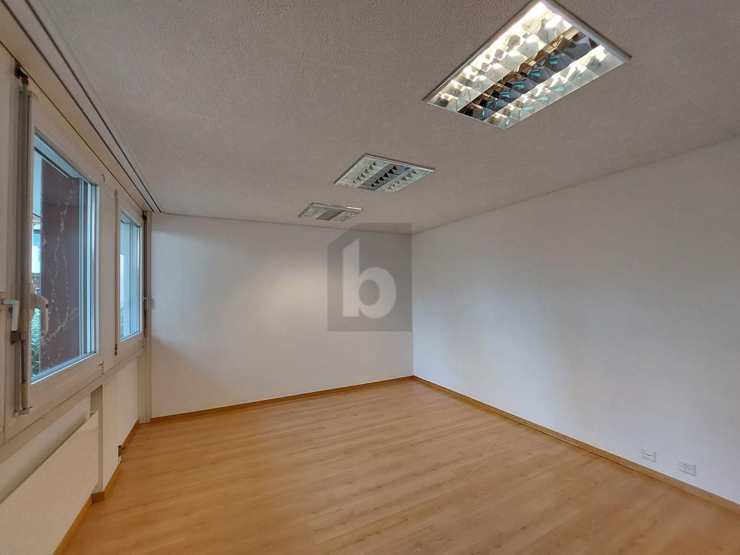 125m² office, photo 3 of 4
