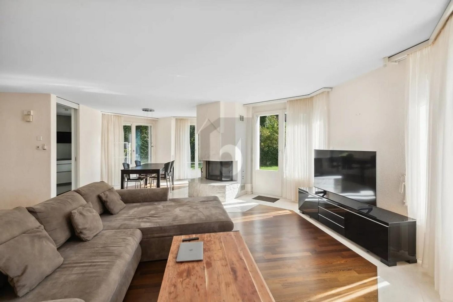 6 ½ rooms duplex house, photo 2 of 4